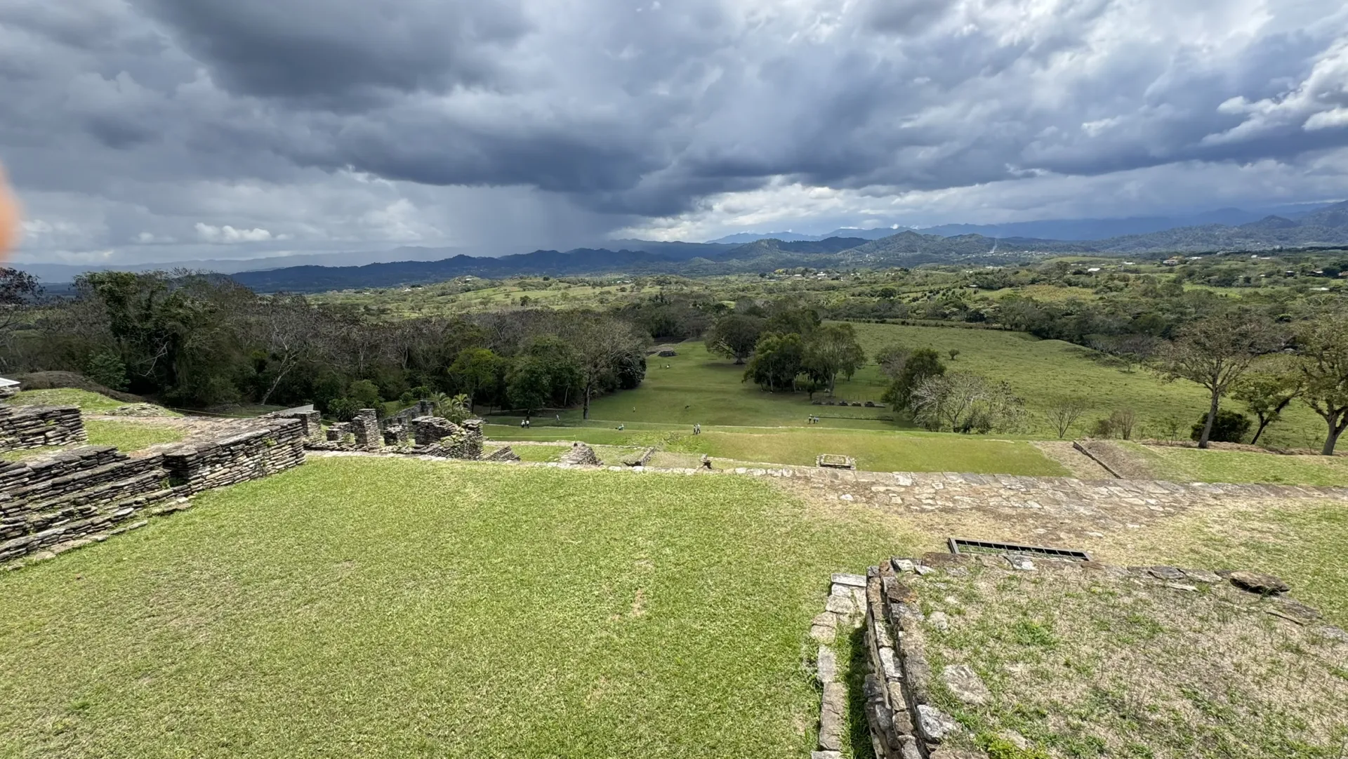 El valle de Ocosingo desde Toniná