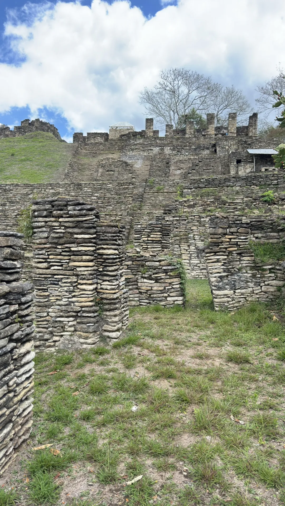 Estructura amurallada de Toniná
